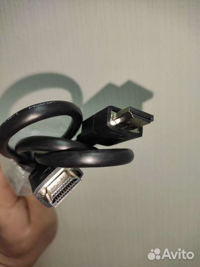 Кабель питания, видео, USB