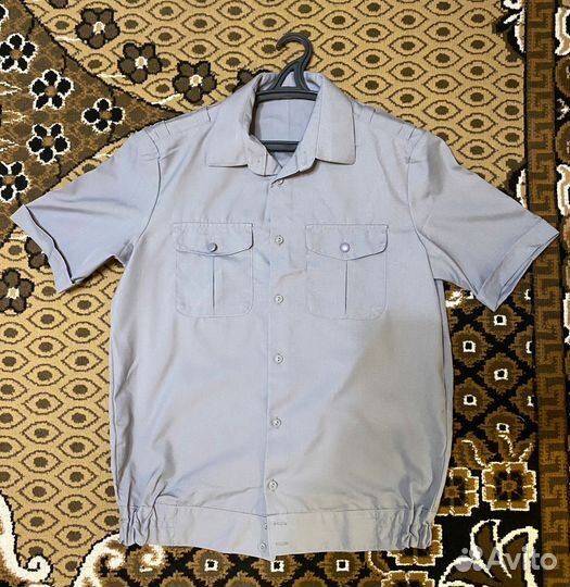 Рубашки, брюки, китель