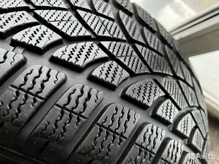 Dunlop SP Winter Sport 3D 235/40 R19