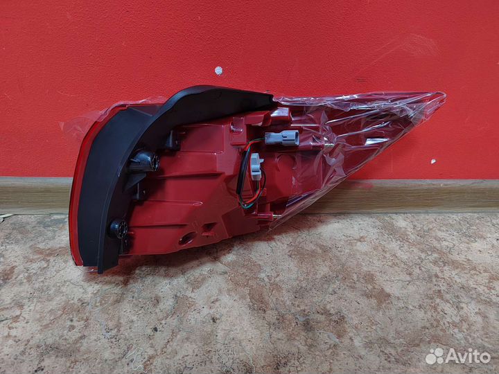 Фонарь задний левый KIA sportage III 10-14