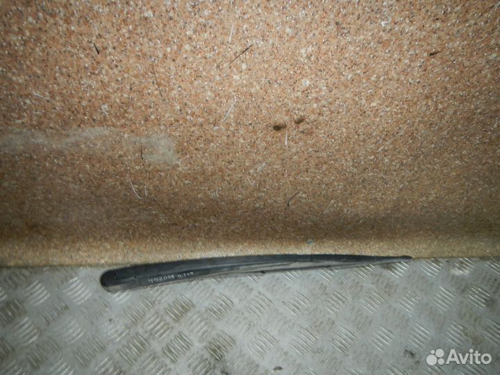 Поводок стеклоочистителя заднего, Peugeot (Пежо)