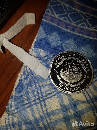 10 долларов Либерия 2004 Мяч Монета 100 лет футбол