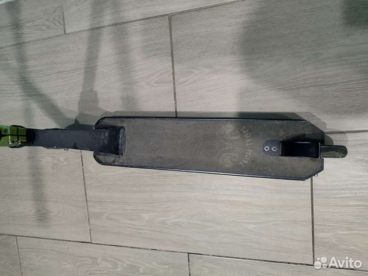 Трюковой самокат (набор шестигранников в подарок)