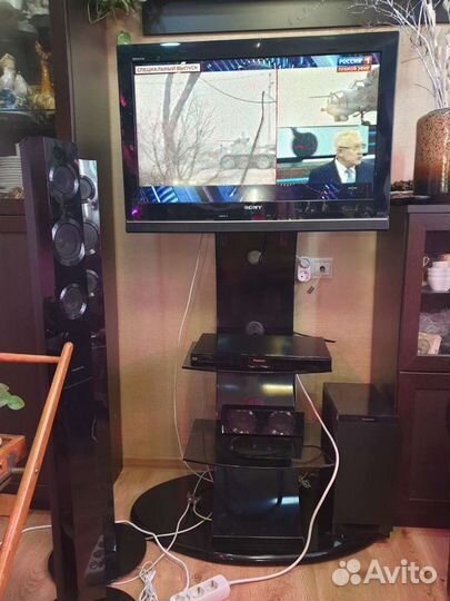 Стойка под телевизор и аппаратуру