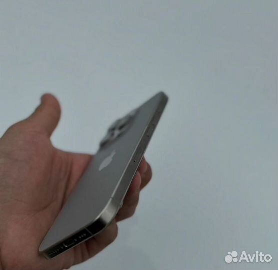 iPhone 15 Pro, 128 ГБ