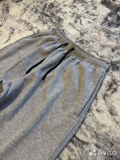 Серые спортивки широкие y2k