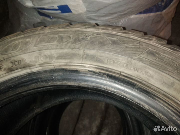 Goodyear UltraGrip Extreme 205/55 R16