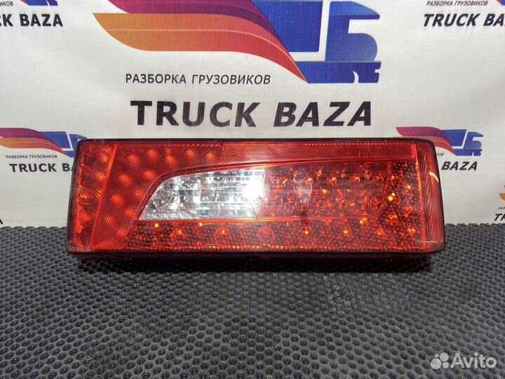Фонарь задний правый