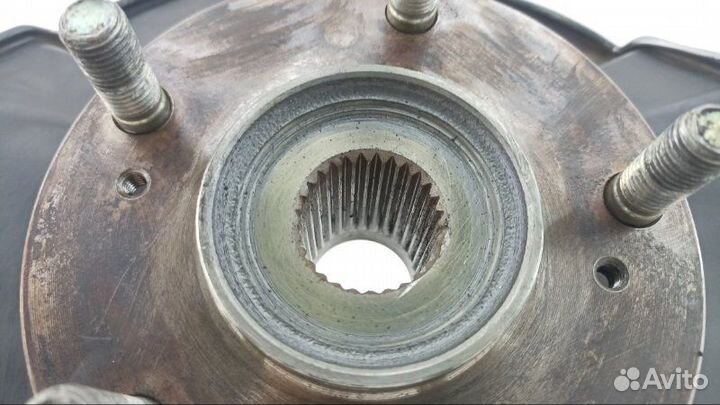 Ступица передняя левая Honda Stepwgn RG2 2007