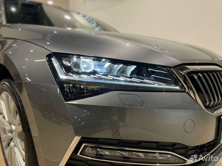 Skoda Superb 2.0 AMT, 2023