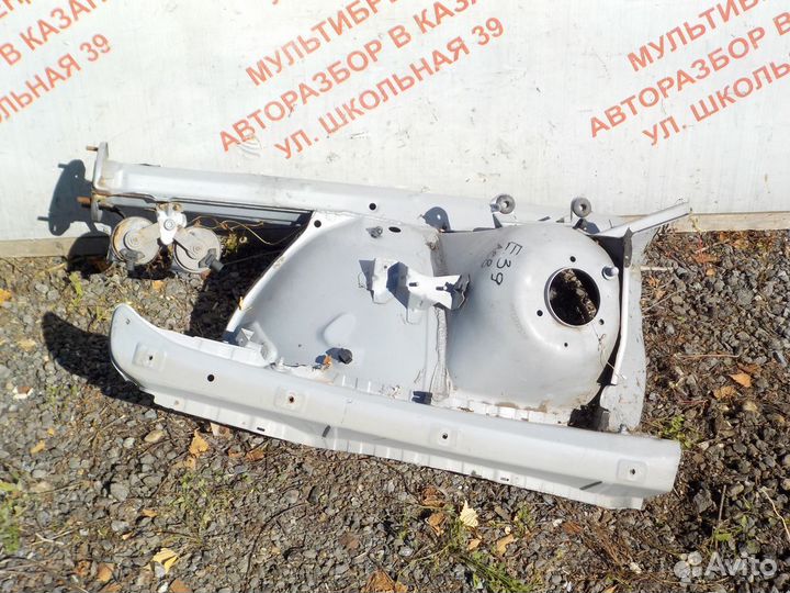 Лонжерон передний левый бмв BMW 5 E39 Е39 Е 39