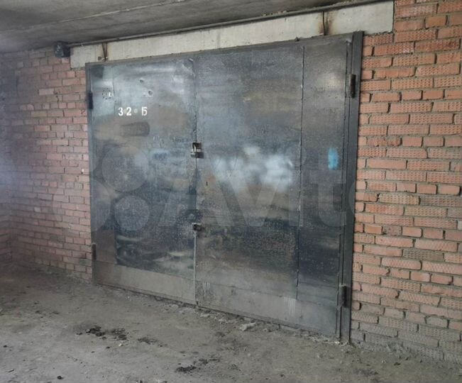 Гараж, > 30 м²
