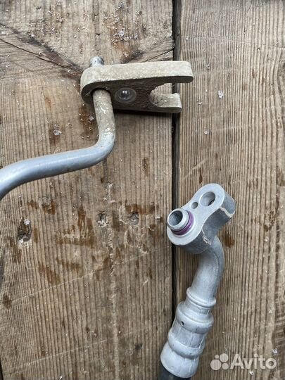 Трубки кондиционера Skoda Octavia Tour 1,6 BFQ