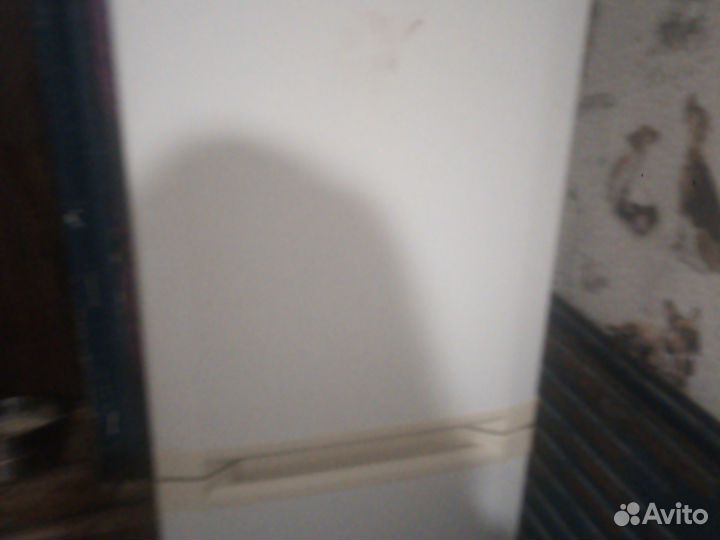 Холодильник веко