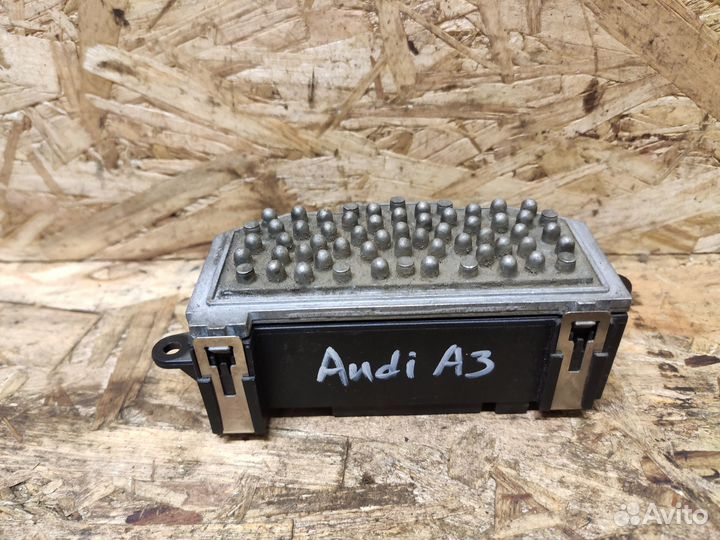Резистор климата Audi A3 8P рестайлинг 2