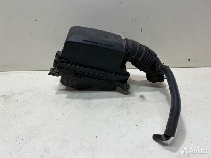 Корпус воздушного фильтра передний Hyundai Solaris