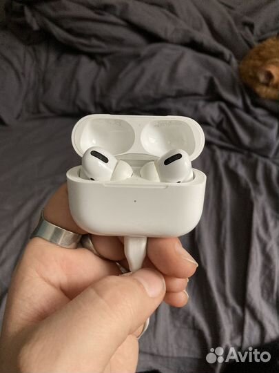 Наушники Airpods pro