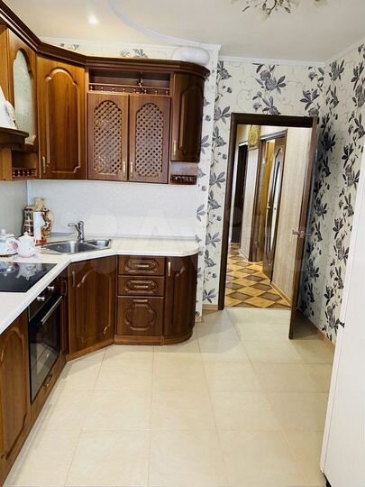 3-к. квартира, 96,9 м², 1/12 эт.