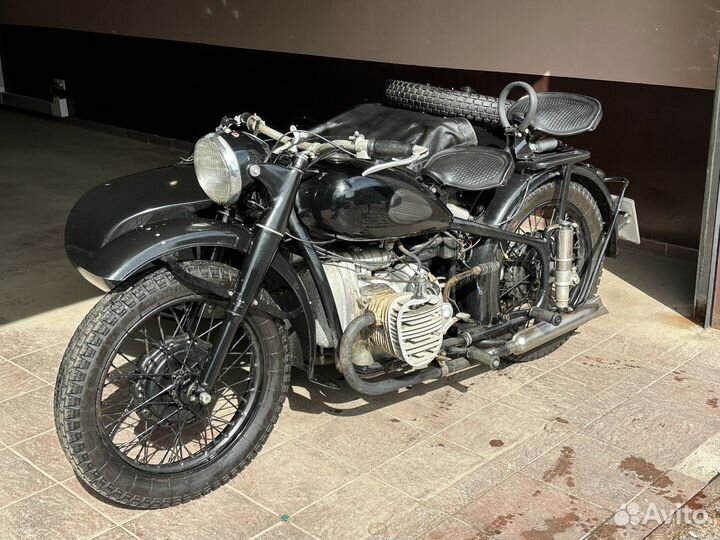 Мотоцикл М-72 Урал имз