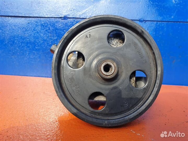 Насос Гур Ford Focus 2 C-Max 203-2011 1,6 1470514