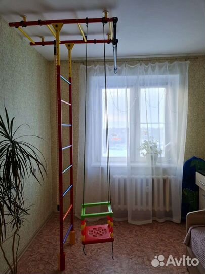 Шведская стенка с турником