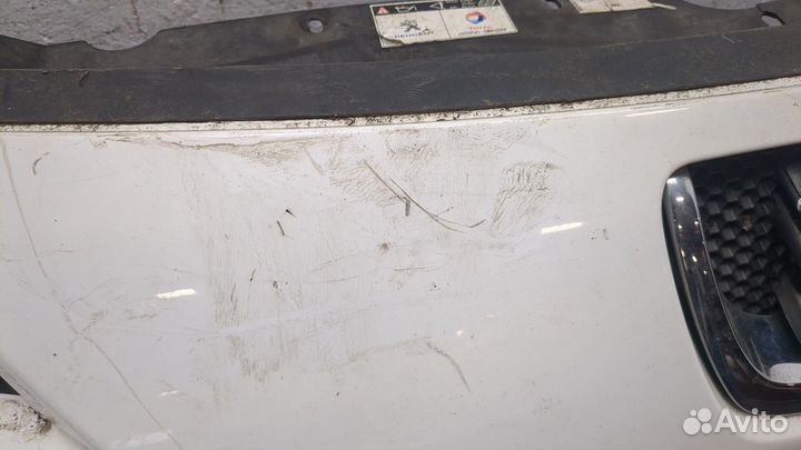 Бампер передний Peugeot Partner