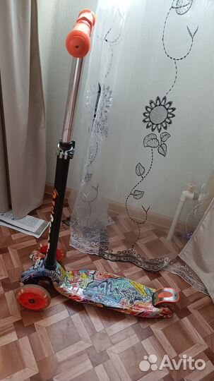 Самокат детский двухколесный бу