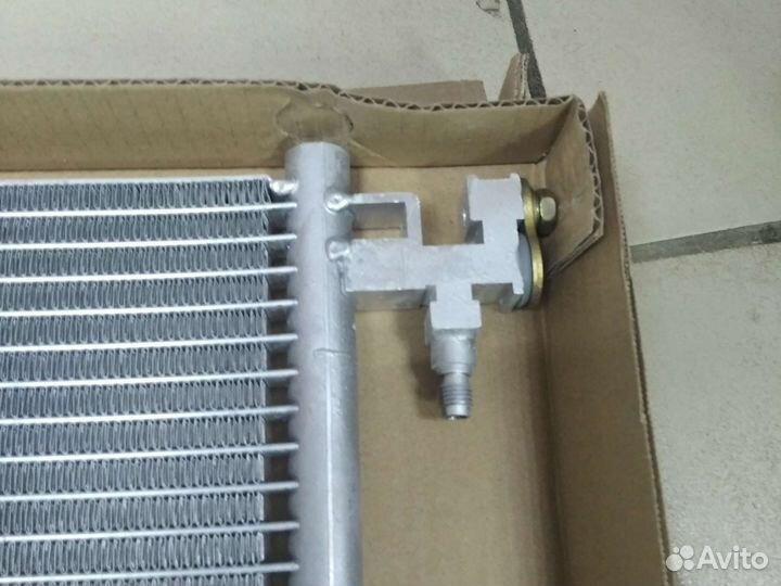 Радиатор кондиционера Шевроле Круз Опель Астра J