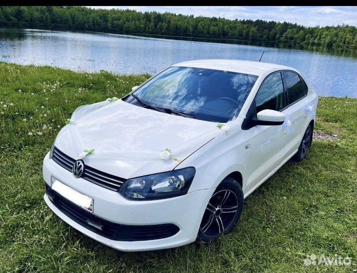 Свадебные украшения на машину