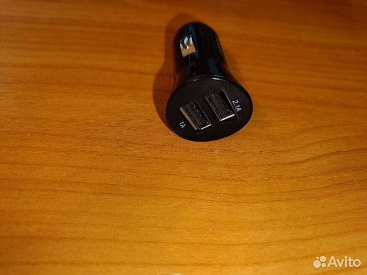 Гарнитура и зарядное iPhone 5, SE