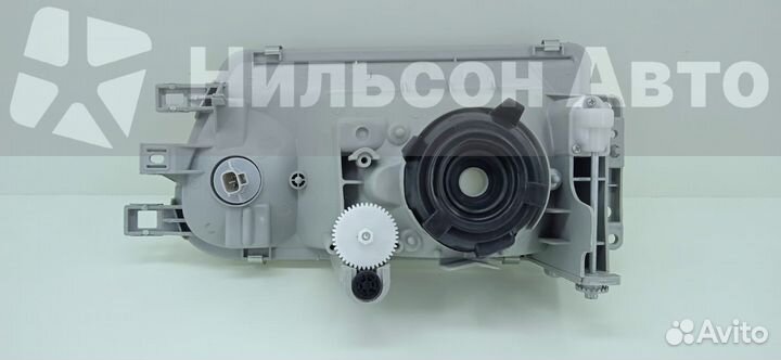 Фара toyota dyna 1993-2002 г желтая туманка правая