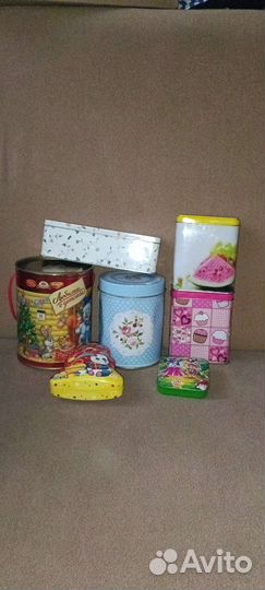 Банки для сыпучих продуктов и мелочей