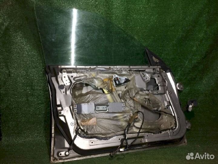 Дверь передняя левая Mitsubishi Diamante F41A F36W