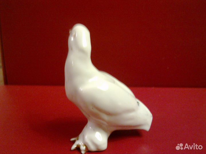 Статуэтка Голубь, фарфор, СССР, 1930-1940