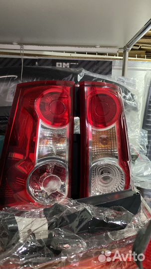 Стоп сигнал largus зад