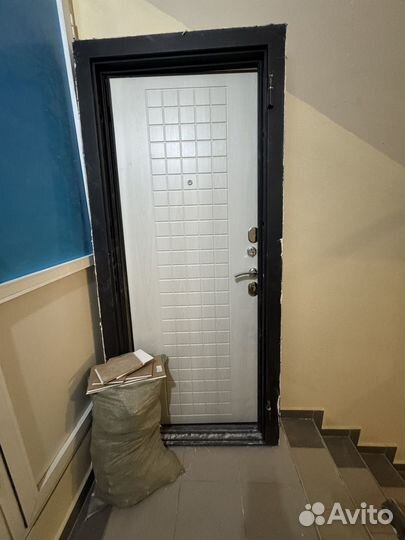 Дверь входная