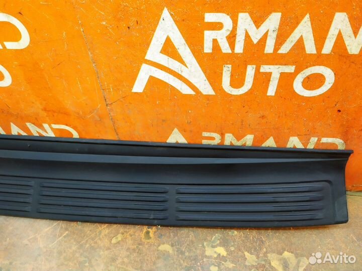 Накладка бампера задняя Lexus Lx 3 URJ200 2015-Нв