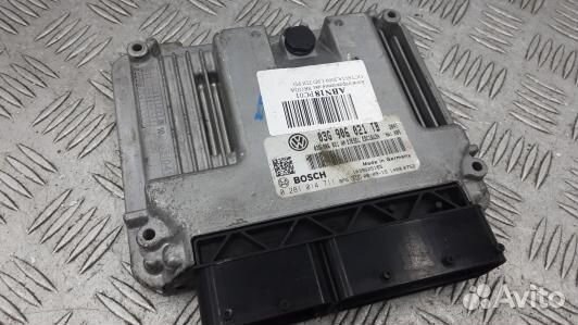 Блок управления двс skoda octavia A5 (ABN18PC01)