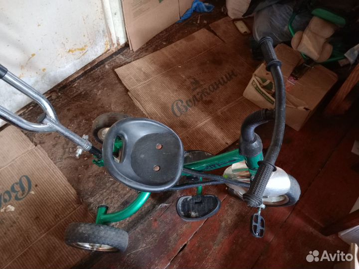 Детский 3х колесный велосипед бу с ручкой