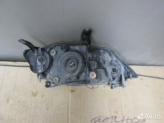 Фара левая Mazda Demio I (DY)