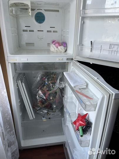 Холодильник на запчасти