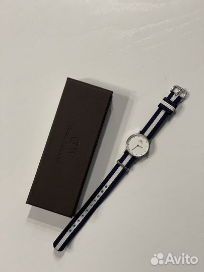 Часы daniel wellington