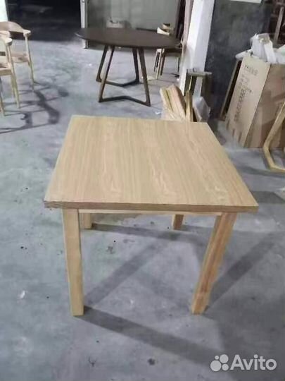 Столы дизайнерские для кафе