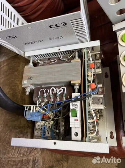 Инвертор ит-0,3 швра 220/5-20С