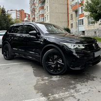 Volkswagen Tiguan 2.0 AMT, 2021, 40 150 км, с пробегом, цена 4 270 000 руб.