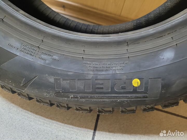 Pirelli Winter Ice Zero 2 215/60 R16 99T