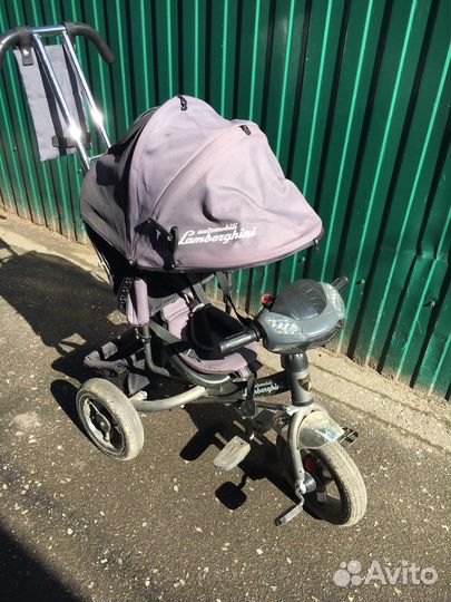 Велосипед с куполом трехколесный