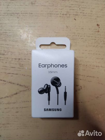 Новые наушники Samsung EO-IA500 3.5mm