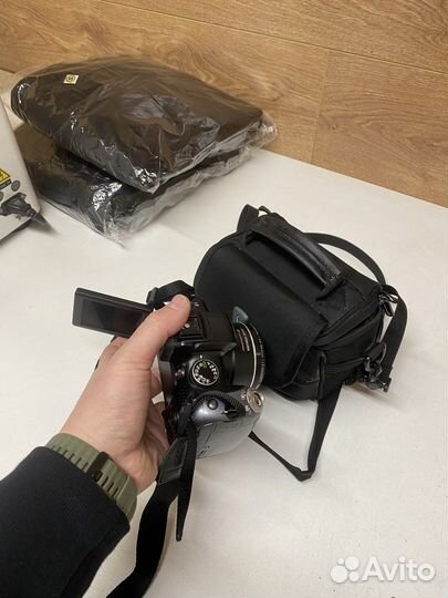 Зеркальный фотоаппарат canon sx10is