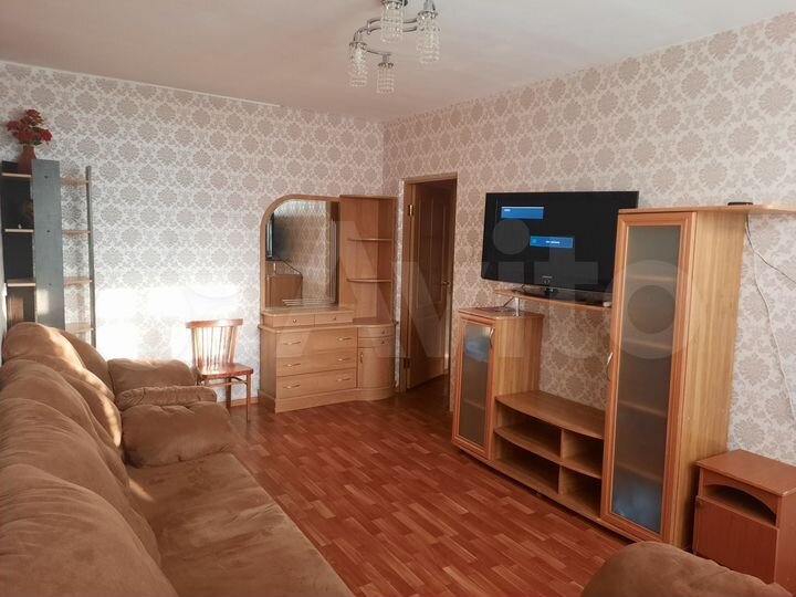 2-к. квартира, 44 м², 1/3 эт.